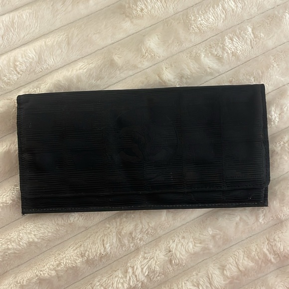 Chanel Traveline Wallet - Picture 7 of 7